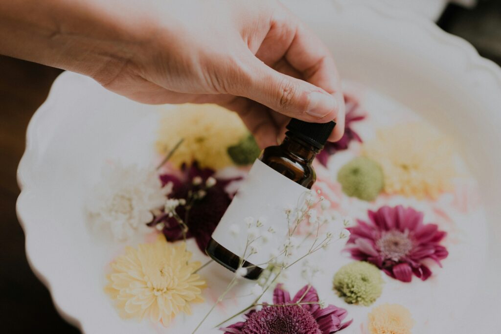 huiles essentielles pour problèmes de peau chez les animaux
Photo de Priscilla Du Preez 🇨🇦 sur Unsplash